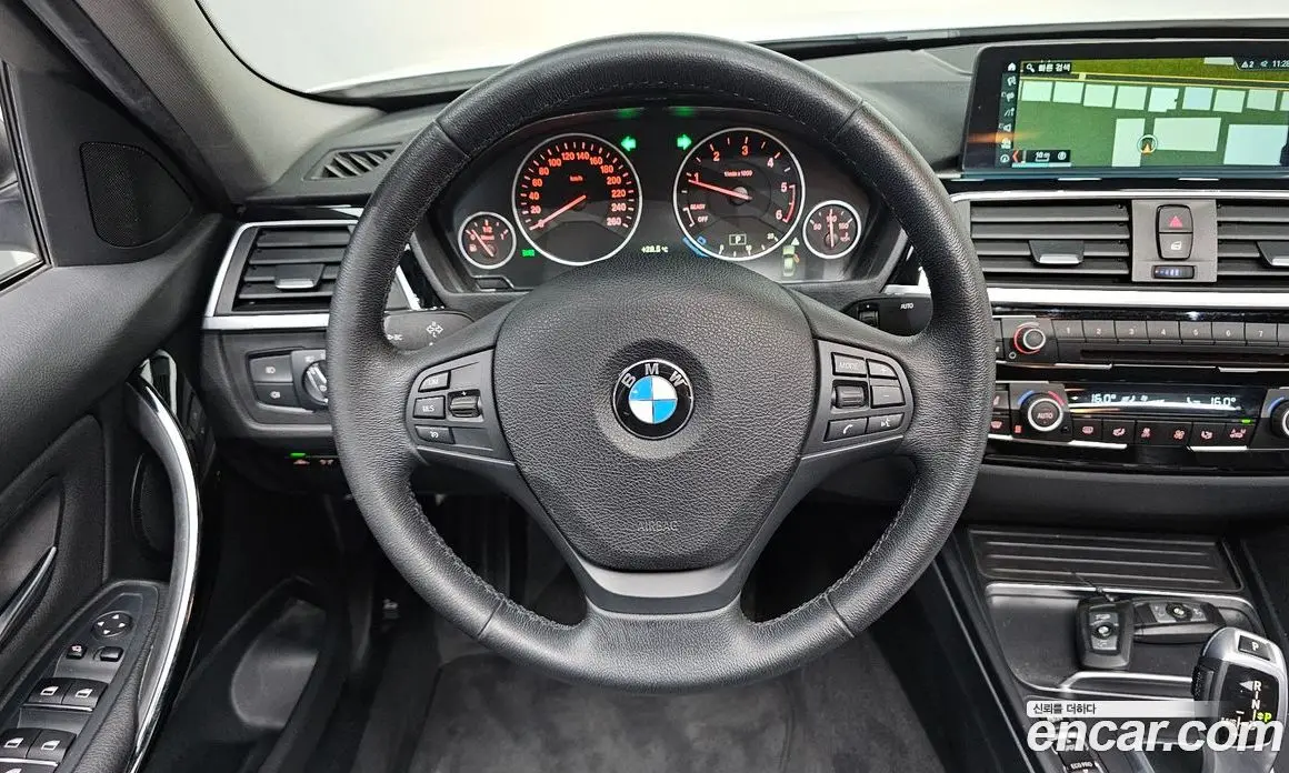 BMW 3 серия 2018 2.0 автомат (гидро), фото 18
