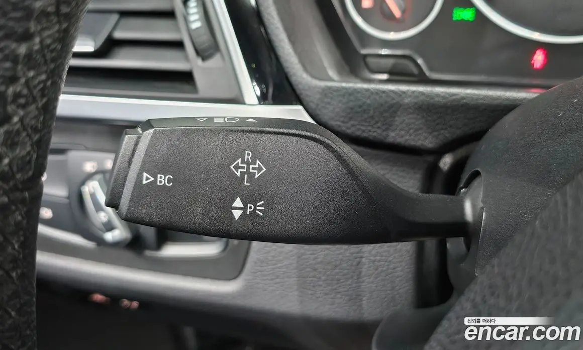 BMW 3 серия 2018 2.0 автомат (гидро), фото 30