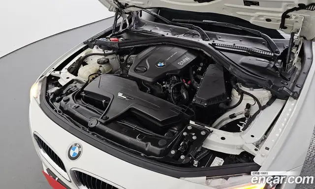 BMW 3 серия 2018 2.0 автомат (гидро), миниатюра 5