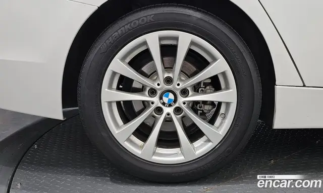 BMW 3 серия 2018 2.0 автомат (гидро), миниатюра 6