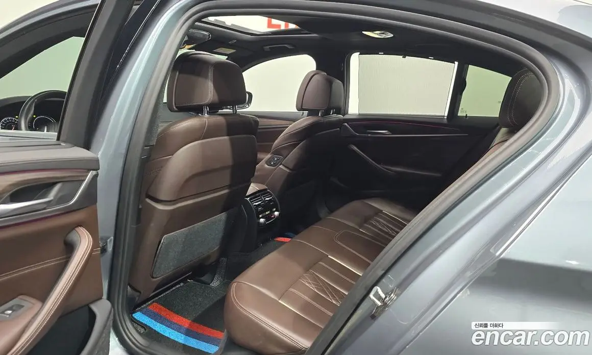 BMW 5 серия 2018 2.0 автомат (гидро), фото 16