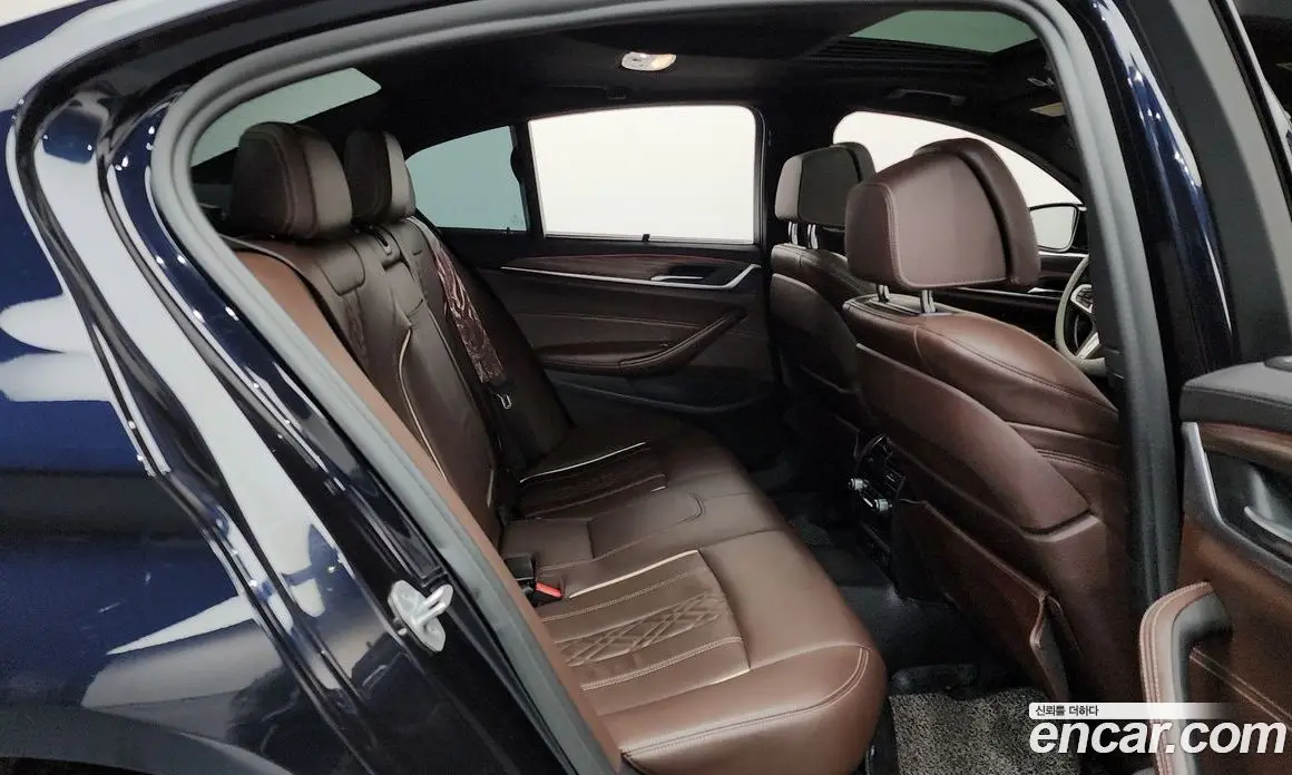 BMW 5 серия 2019 2.0 автомат (гидро), фото 17
