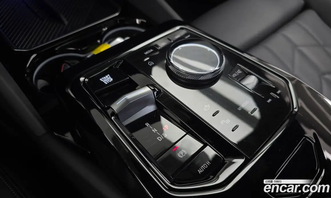 BMW 5 серия 2024 2.0 автомат (гидро), фото 12