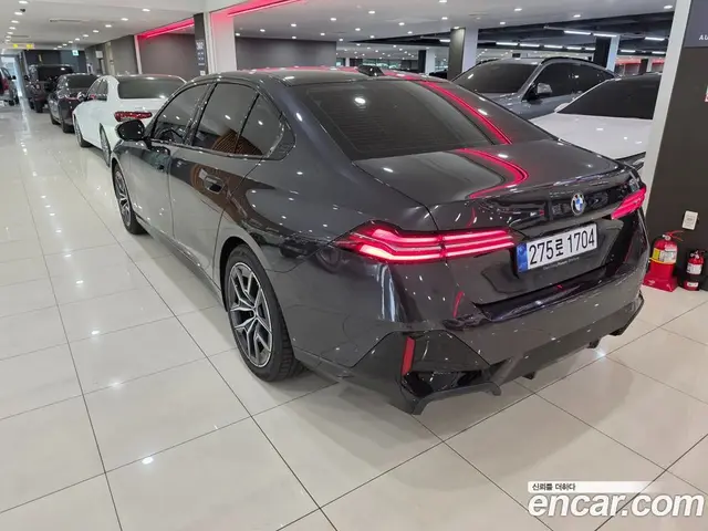 BMW 5 серия 2025 2.0 автомат (гидро), миниатюра 2
