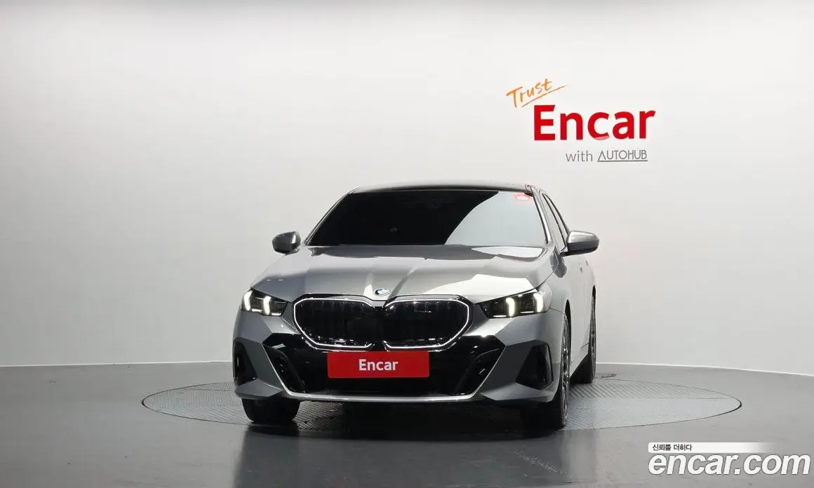 BMW 5 серия 2025 2.0 автомат (гидро), фото 3