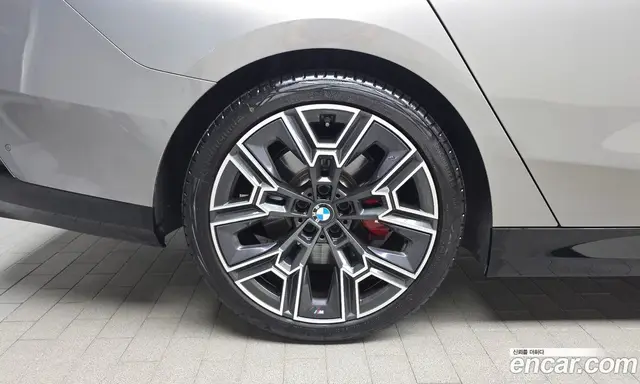 BMW 5 серия 2025 2.0 автомат (гидро), миниатюра 5