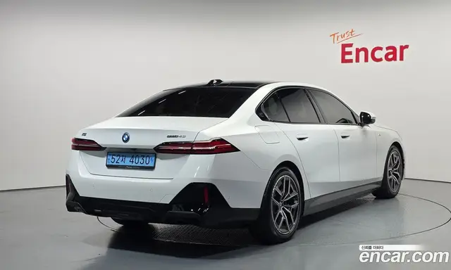 BMW i5 2024 0.2 автомат (гидро), миниатюра 2