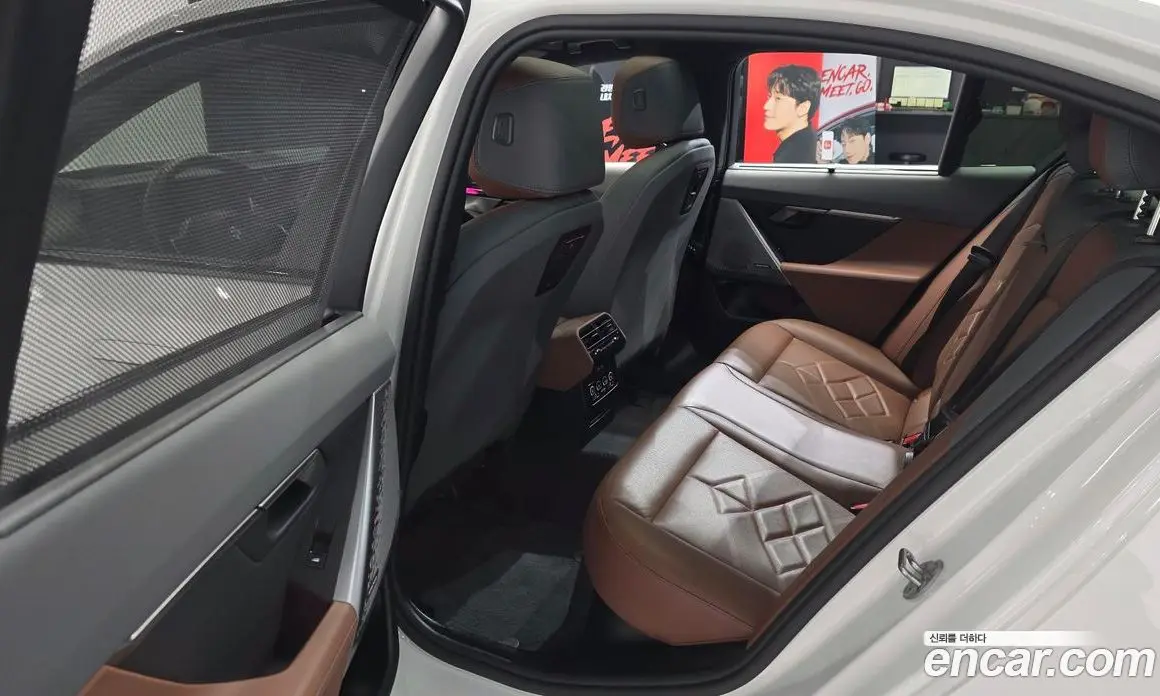 BMW i5 2024 0.2 автомат (гидро), фото 16