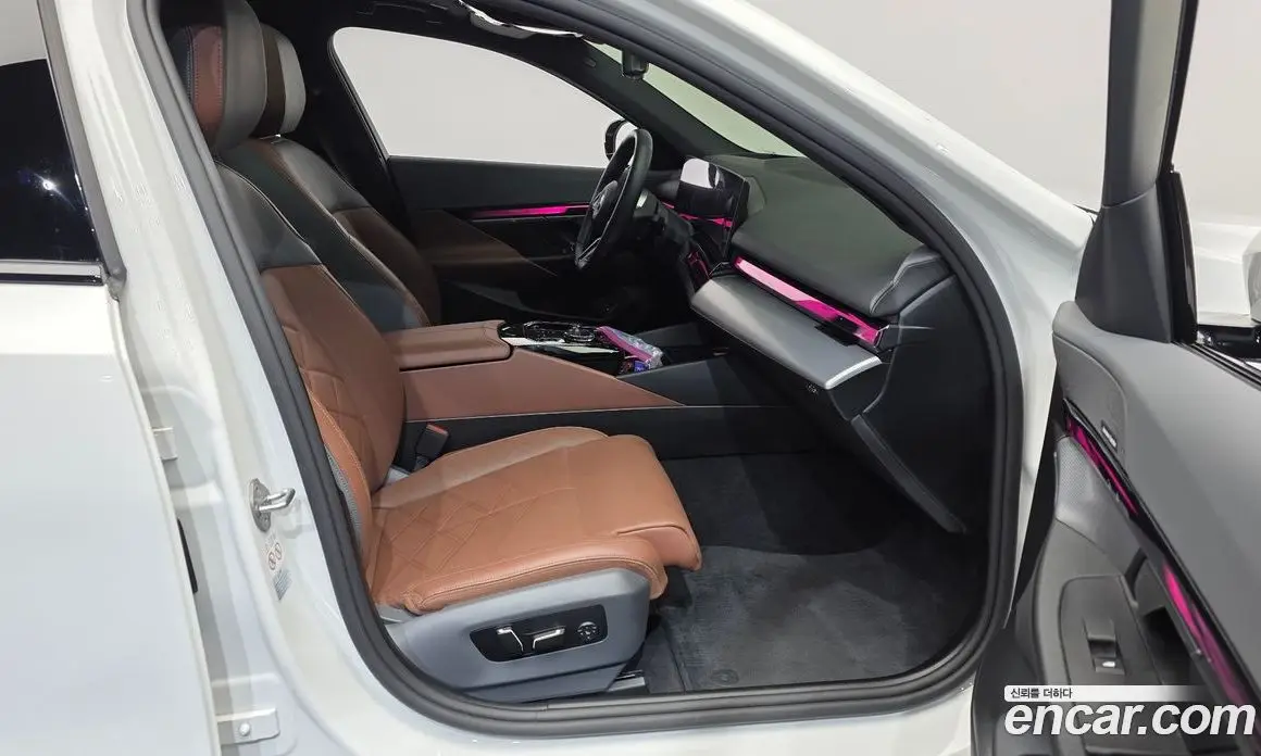 BMW i5 2024 0.2 автомат (гидро), фото 17