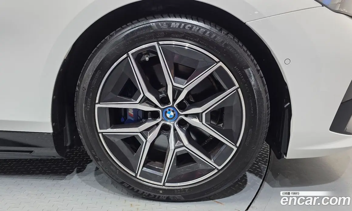 BMW i5 2024 0.2 автомат (гидро), фото 7