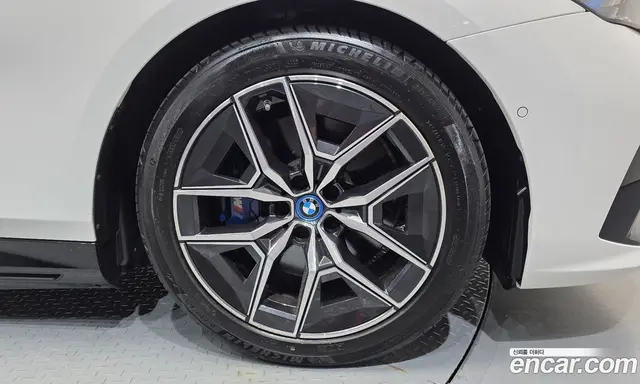 BMW i5 2024 0.2 автомат (гидро), миниатюра 7