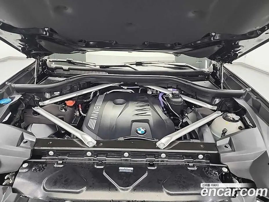 BMW X7 2024 3.0 автомат (гидро), фото 5