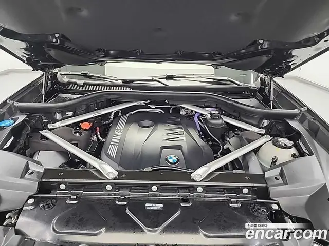 BMW X7 2024 3.0 автомат (гидро), миниатюра 5