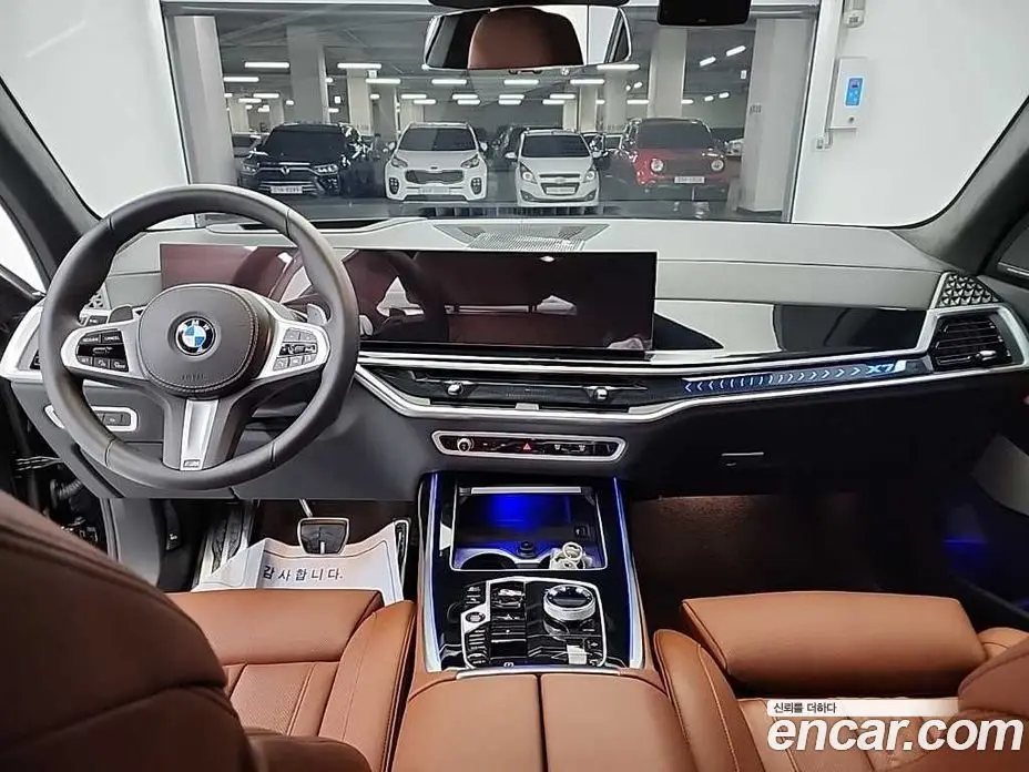 BMW X7 2024 3.0 автомат (гидро), фото 7