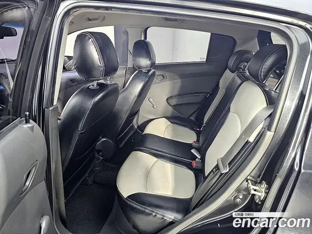 Chevrolet Spark 2013 1.0 автомат (гидро), миниатюра 9