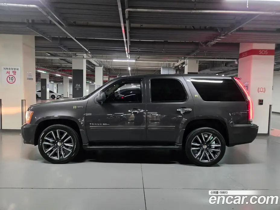 Chevrolet Tahoe 2010 6.0 автомат (гидро), фото 16