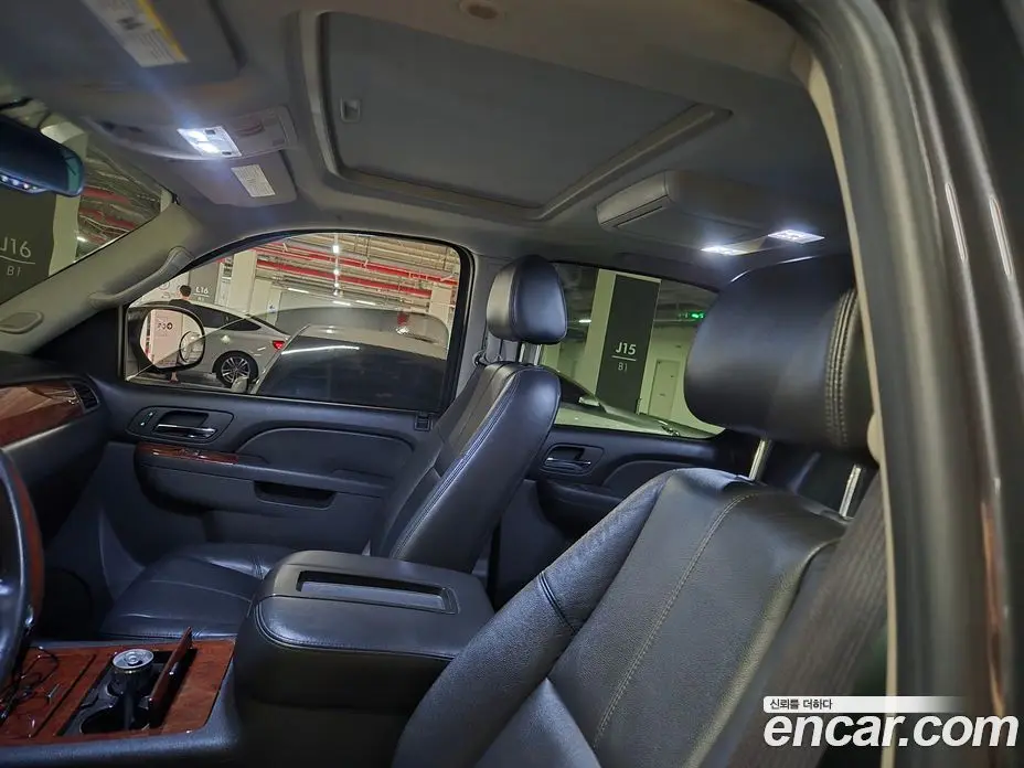 Chevrolet Tahoe 2010 6.0 автомат (гидро), фото 17