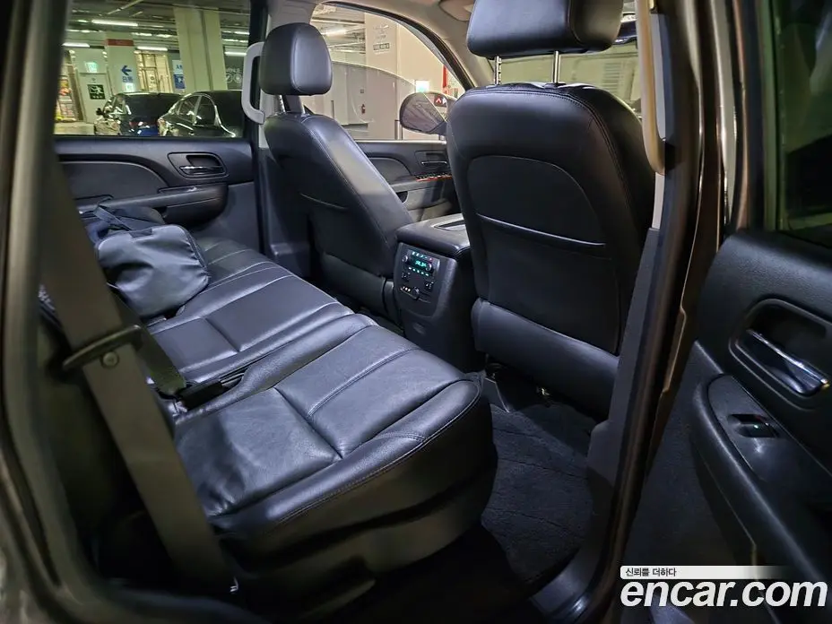Chevrolet Tahoe 2010 6.0 автомат (гидро), фото 18
