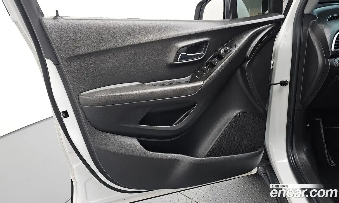 Chevrolet Trax 2019 1.6 автомат (гидро), фото 14