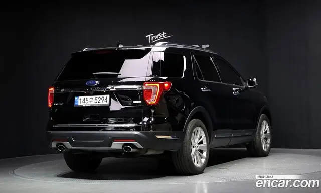 Ford Explorer 2018 2.3 автомат (гидро), миниатюра 2