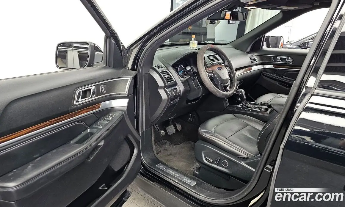 Ford Explorer 2018 2.3 автомат (гидро), фото 13