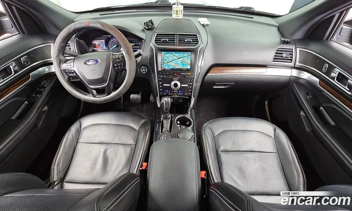 Ford Explorer 2018 2.3 автомат (гидро), фото 10
