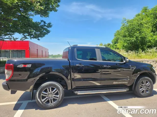 Ford Ranger 2022 2.0 автомат (гидро), миниатюра 7