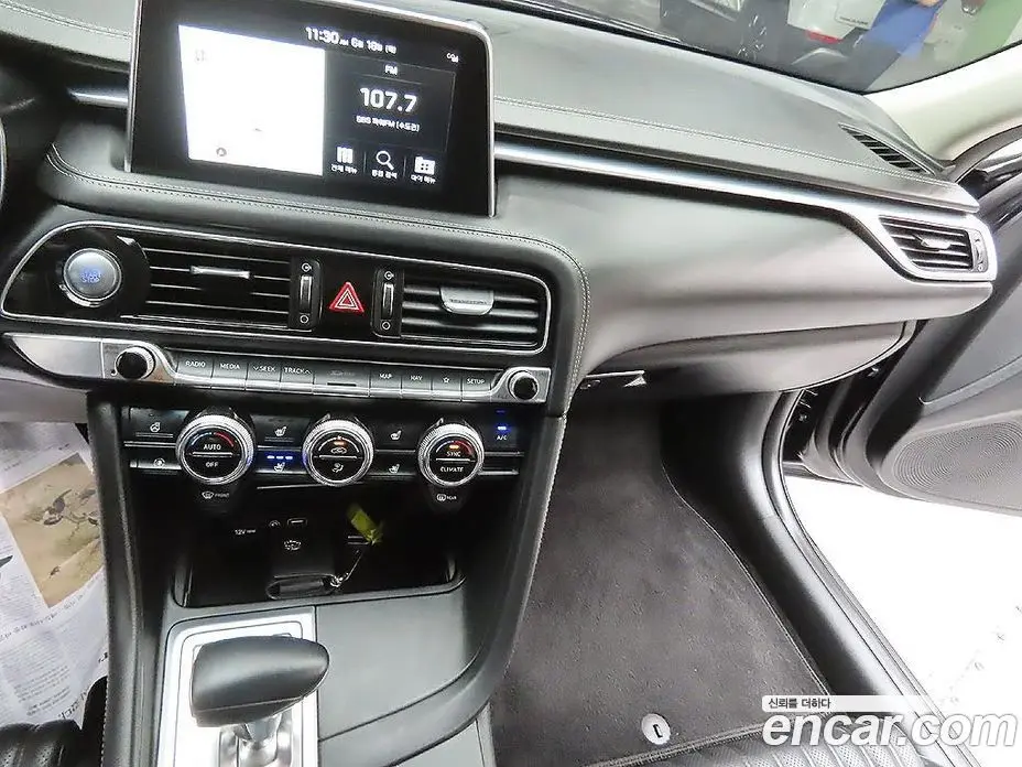 Genesis G70 2020 2.0 автомат (гидро), фото 13