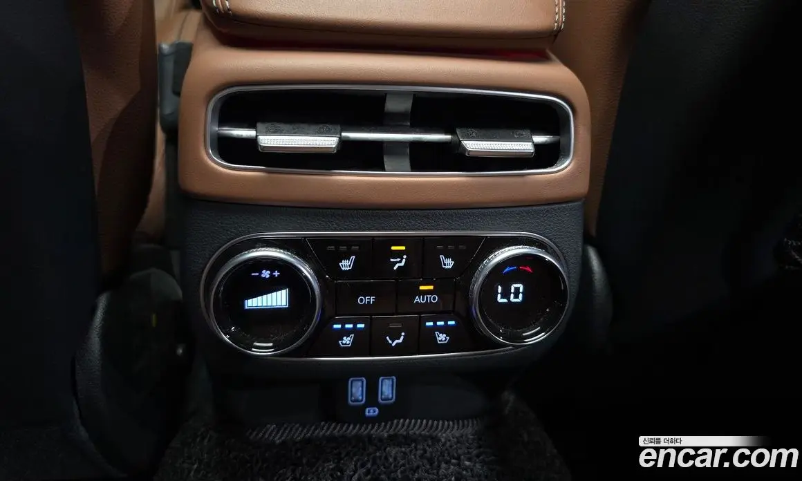 Genesis GV70 2021 2.5 автомат (гидро), фото 24