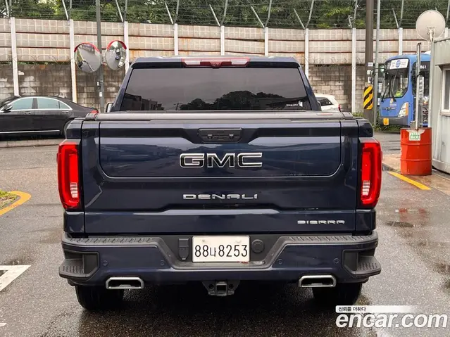 GMC Sierra 2023 6.2 автомат (гидро), миниатюра 4