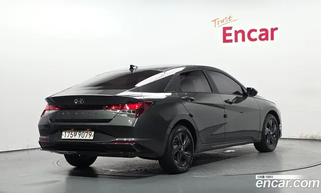 Hyundai Avante 2021 1.6 автомат (гидро), миниатюра 2
