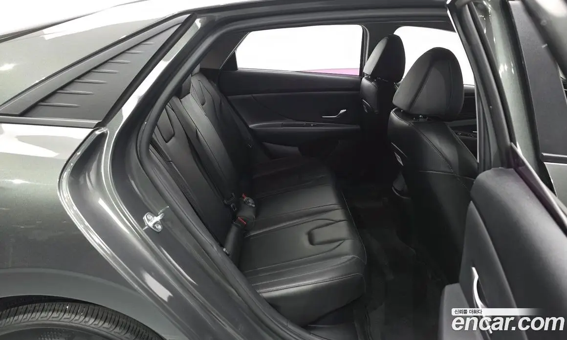Hyundai Avante 2021 1.6 автомат (гидро), фото 11