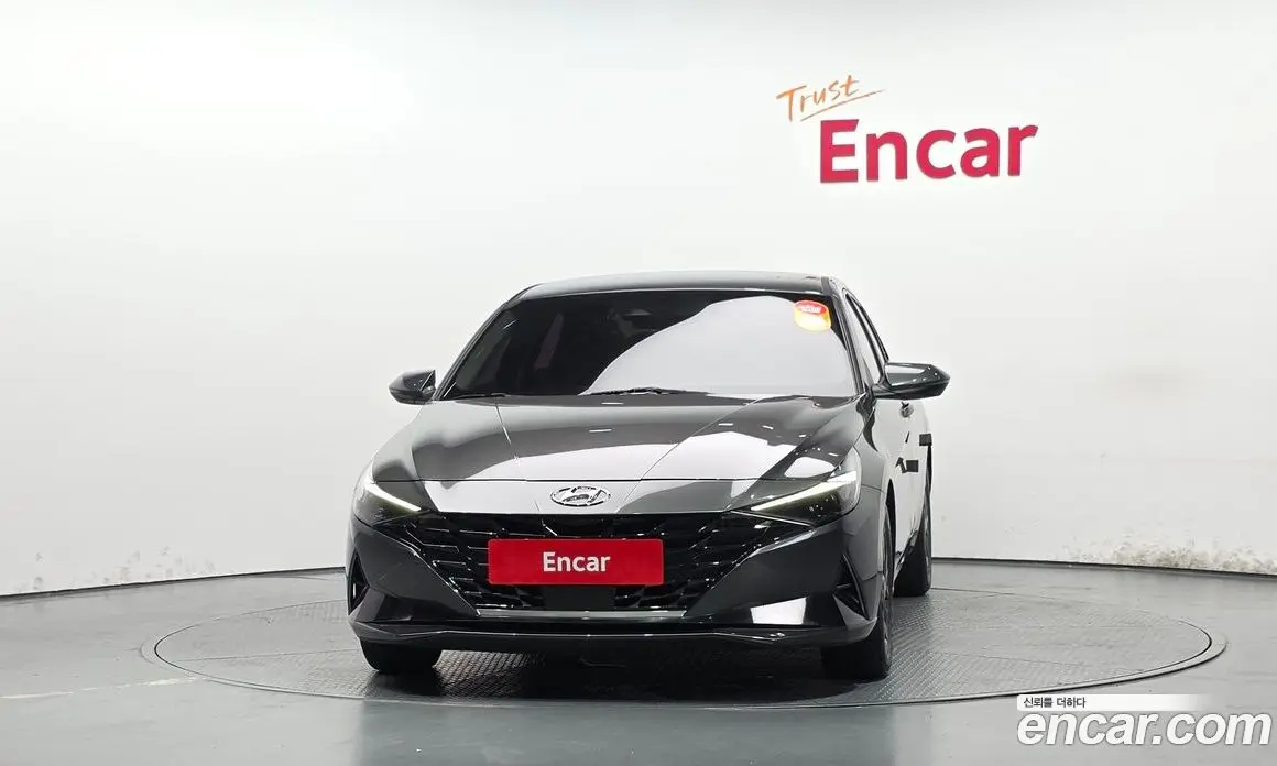 Hyundai Avante 2021 1.6 автомат (гидро), фото 3