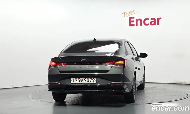 Hyundai Avante 2021 1.6 автомат (гидро), миниатюра 4