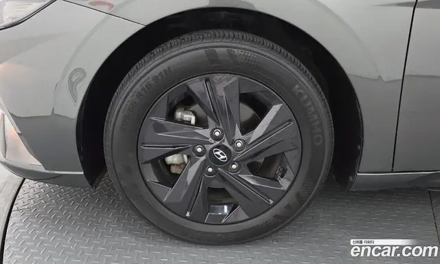 Hyundai Avante 2021 1.6 автомат (гидро), миниатюра 5