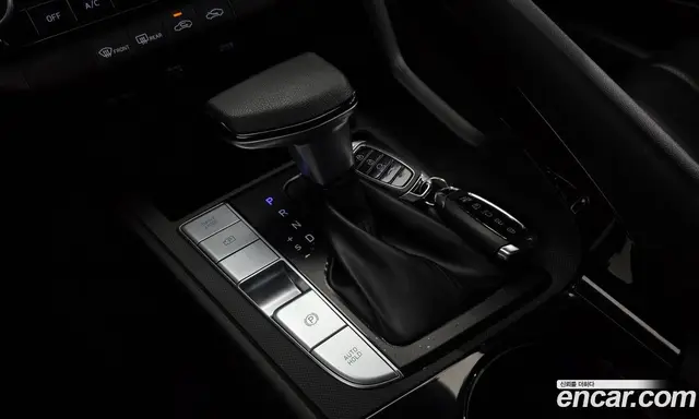 Hyundai Avante 2021 1.6 автомат (гидро), миниатюра 9
