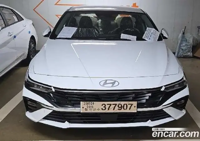 Hyundai Avante, 2025, 1 км