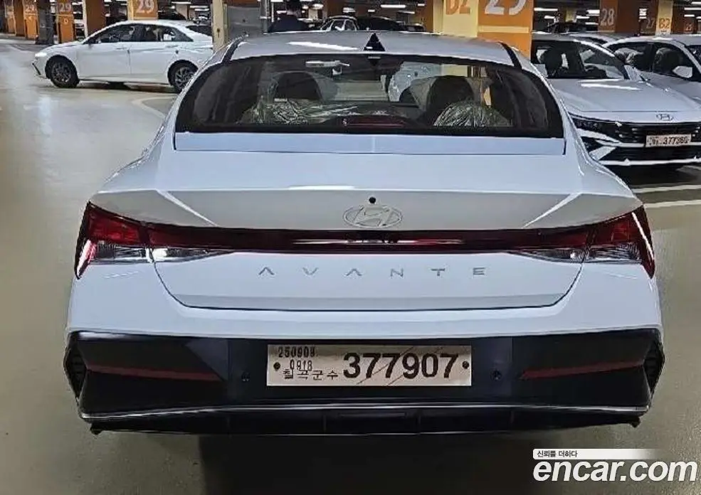 Hyundai Avante 2025 1.6 автомат (гидро), фото 3
