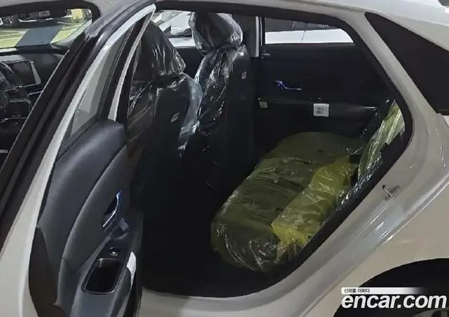 Hyundai Avante 2025 1.6 автомат (гидро), миниатюра 10