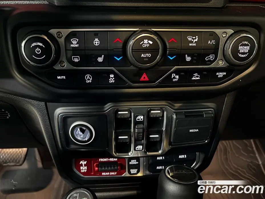 Jeep Gladiator 2022 3.6 автомат (гидро), фото 13