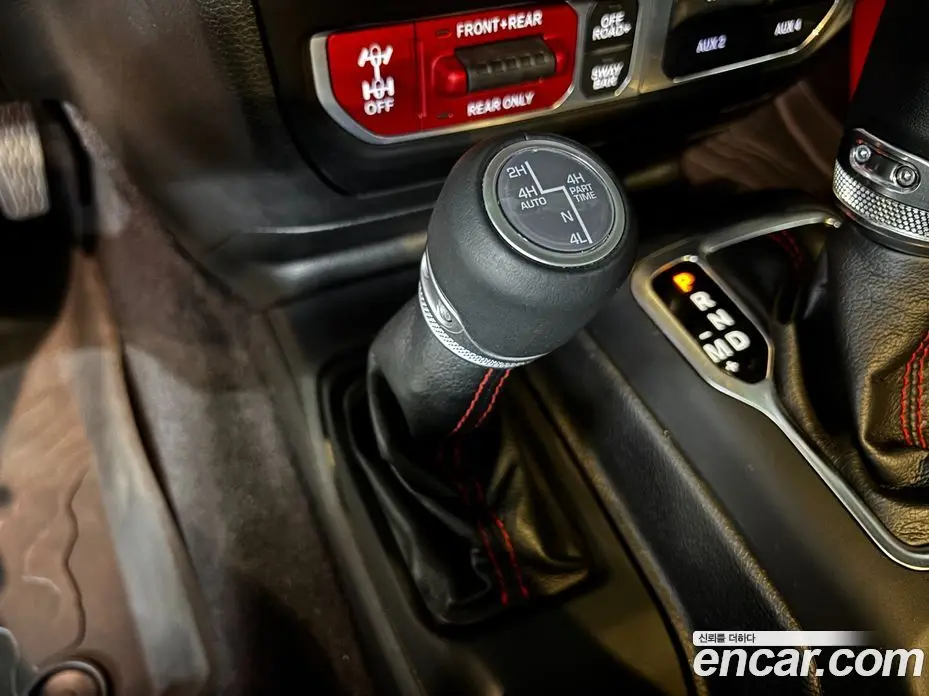 Jeep Gladiator 2022 3.6 автомат (гидро), фото 15