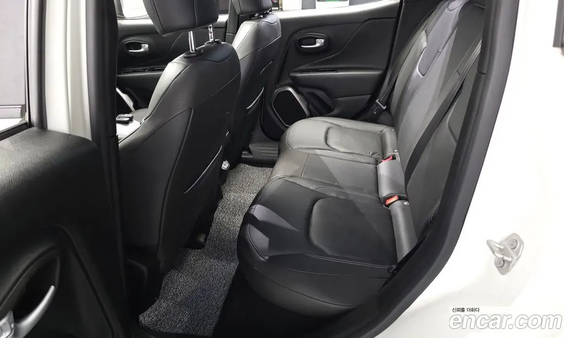 Jeep Renegade 2019 2.4 автомат (гидро), фото 12