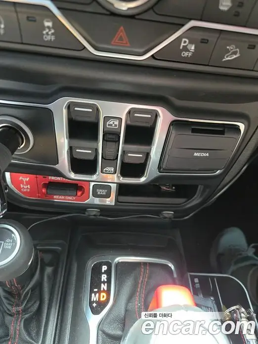 Jeep Wrangler 2020 2.0 автомат (гидро), миниатюра 8