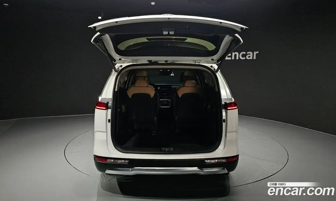 Kia Carnival 2020 2.2 автомат (гидро), фото 26