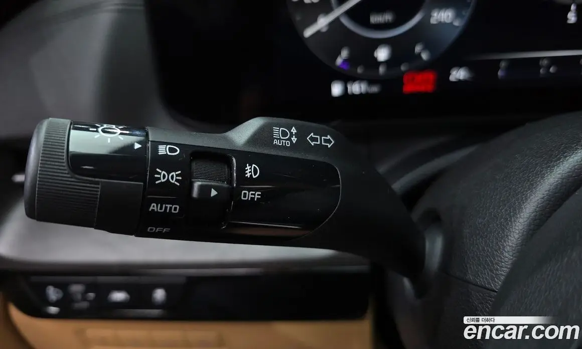 Kia Carnival 2020 2.2 автомат (гидро), фото 31