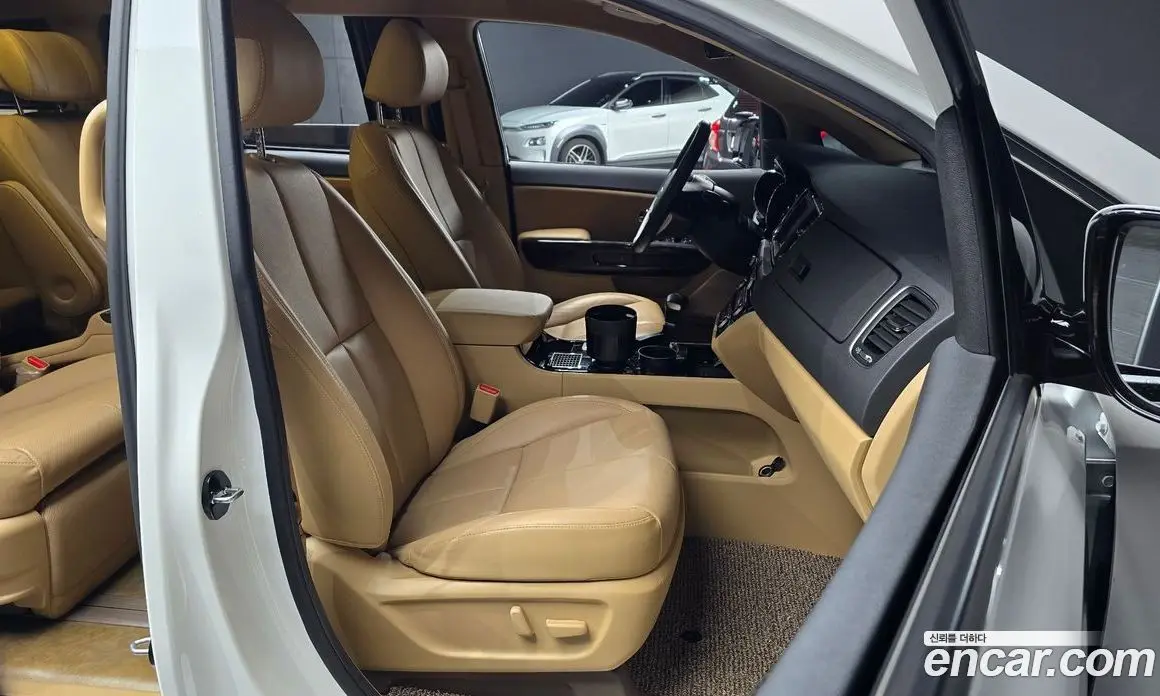 Kia Carnival 2020 3.3 автомат (гидро), фото 12