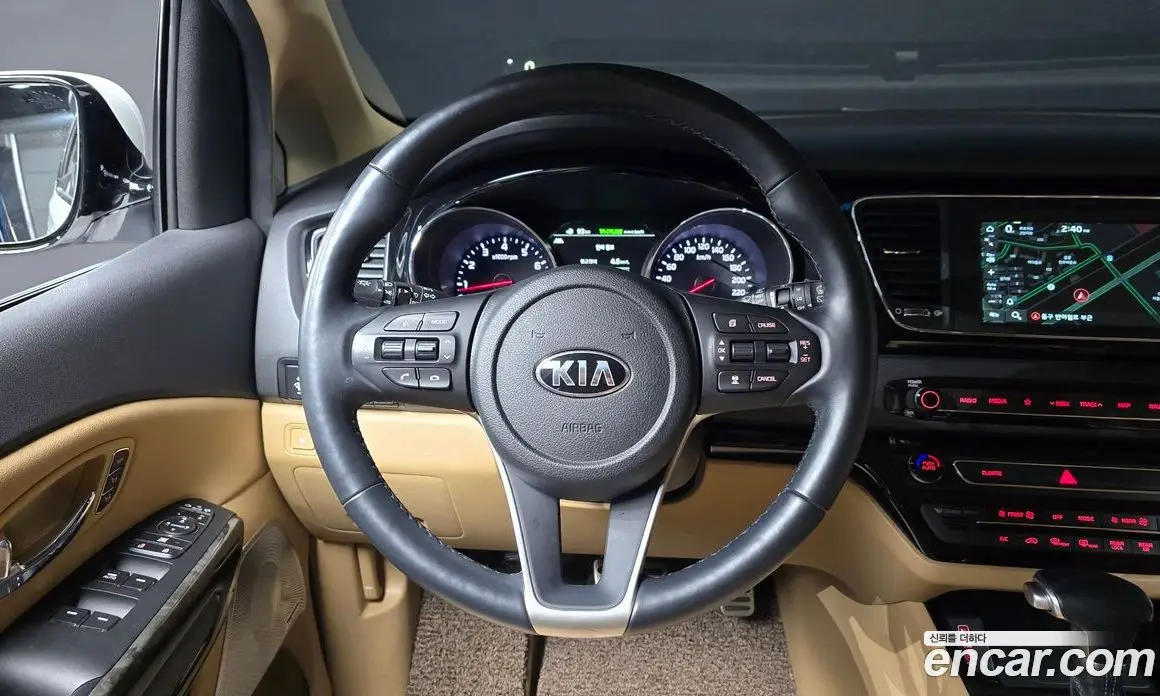Kia Carnival 2020 3.3 автомат (гидро), фото 18