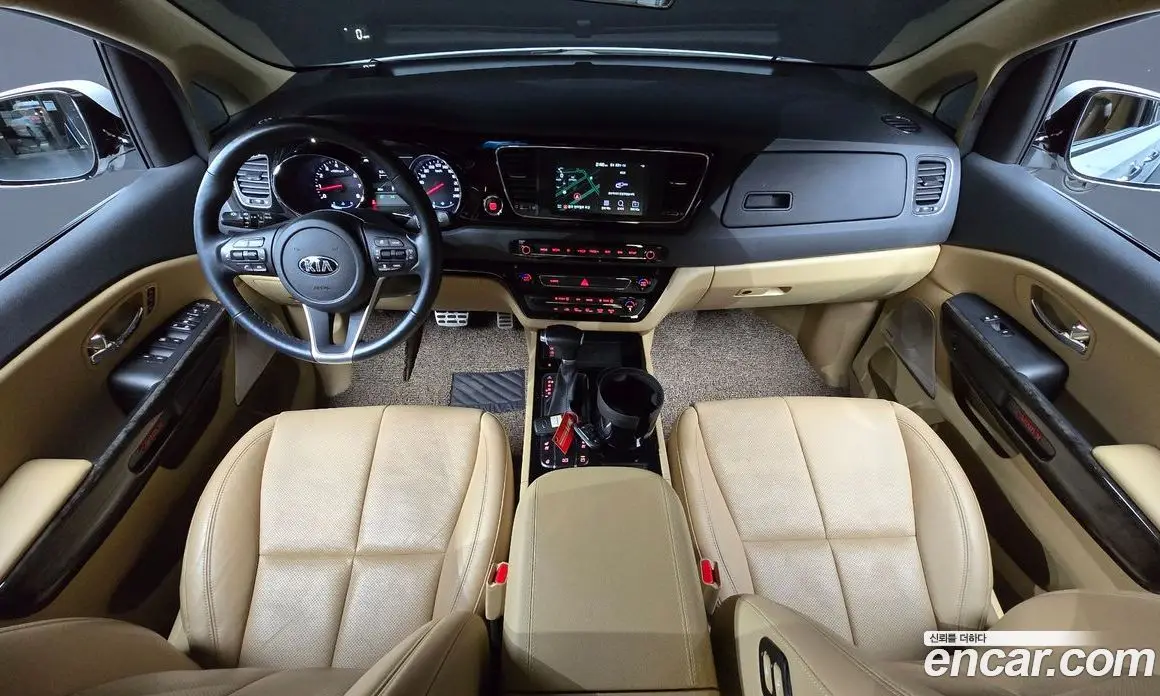 Kia Carnival 2020 3.3 автомат (гидро), фото 9