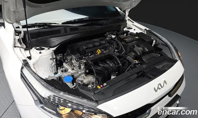 Kia K3 2023 1.6 автомат (гидро), миниатюра 6