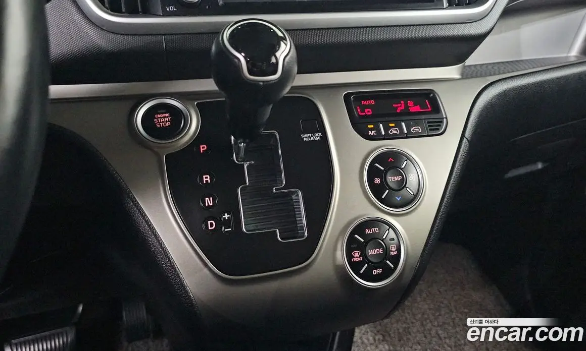 Kia Ray 2021 1.0 автомат (гидро), фото 12